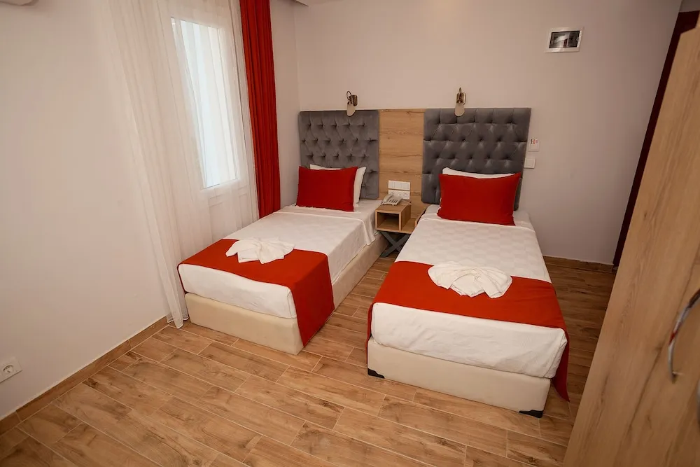 1+1 Dort Ayri Yatakli Oda