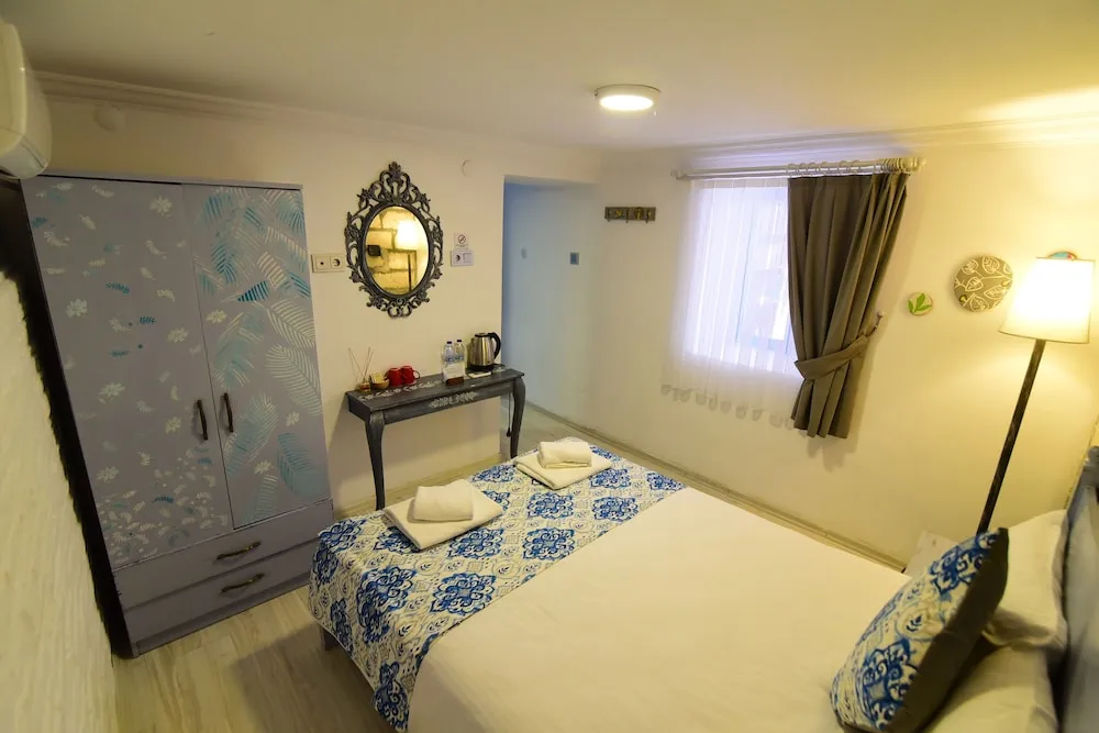 Deluxe Üç Kişilik Oda
