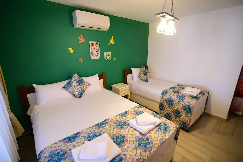 Deluxe Üç Kişilik Oda