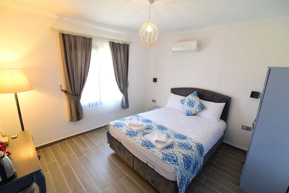 Comfort Tek Büyük Yataklı Oda