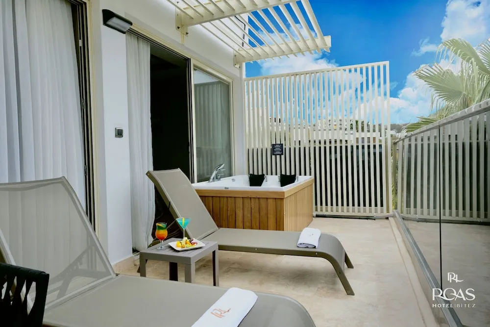 Deluxe Süit, 1 Yatak Odası, Sıcak Su Küveti, Deniz Manzaralı