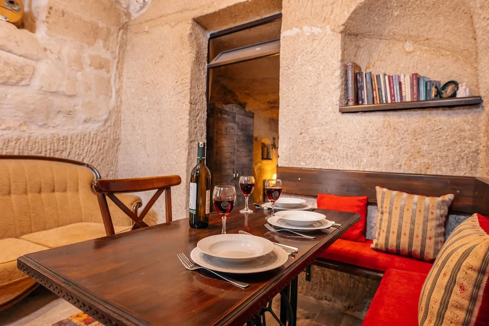 Family Cave Apartment, Kitchen, Washing Machine