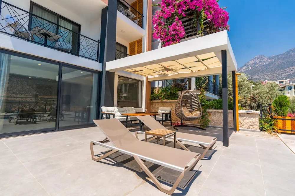 Deluxe Stüdyo Süit, Özel Banyo, Denize Bakan