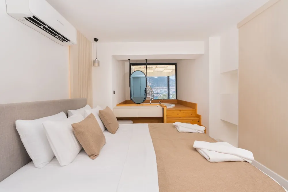 Deluxe Stüdyo Süit, Özel Banyo, Denize Bakan