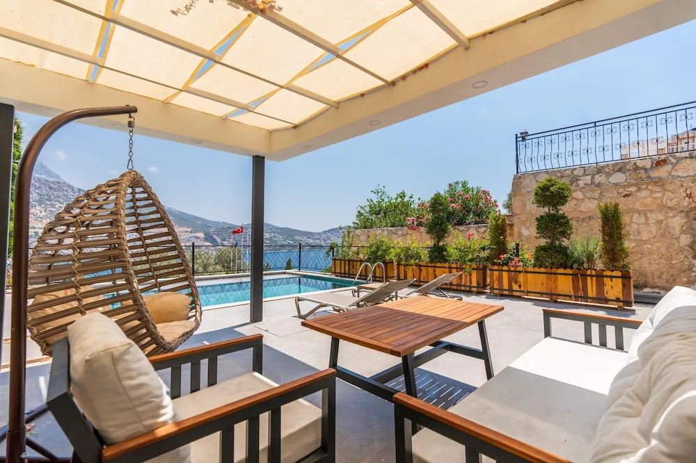 Deluxe Stüdyo Süit, Özel Banyo, Denize Bakan