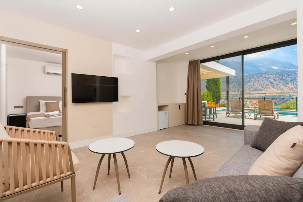 Deluxe Stüdyo Süit, Özel Banyo, Denize Bakan