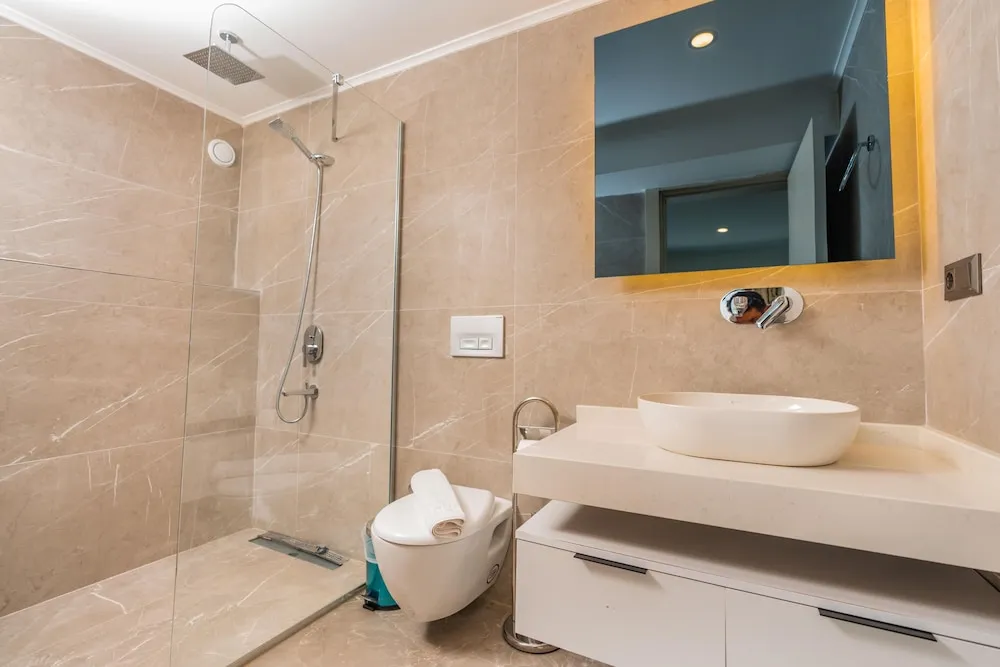 Deluxe Stüdyo Süit, Özel Banyo, Denize Bakan