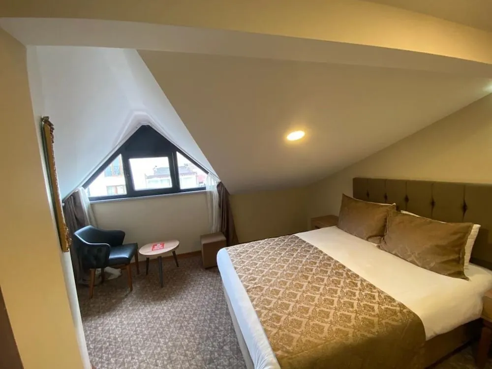 Economy Double or Twin/Basement Floor Budget Room