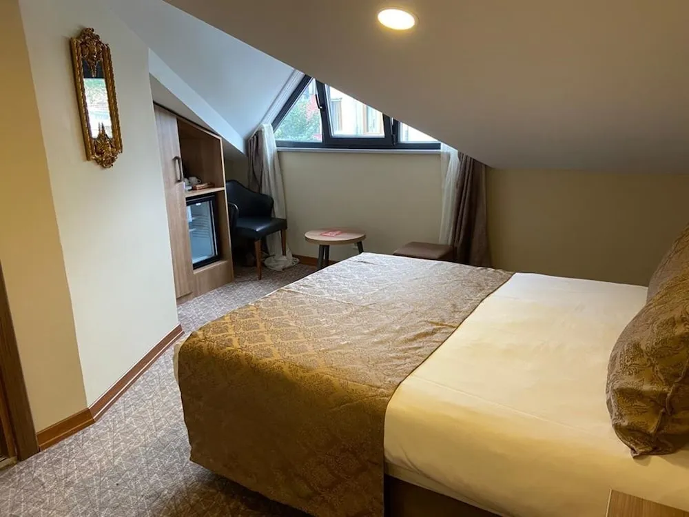 Economy Double or Twin/Basement Floor Budget Room