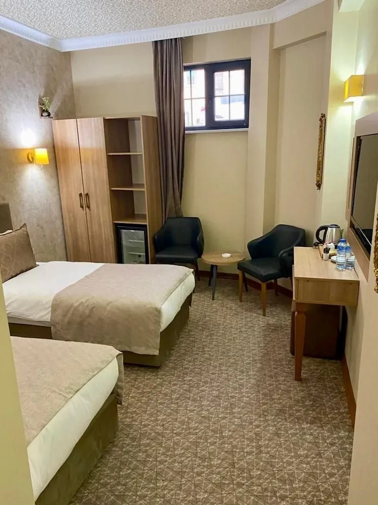 Economy Double or Twin/Basement Floor Budget Room
