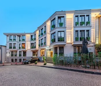 Sultan Hamit Hotel