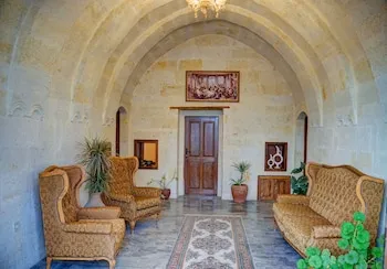 House 1938 Special Cave Hotel