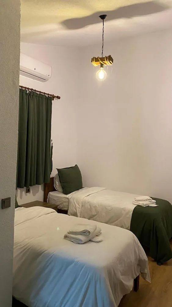 Deluxe Ev, Göl Manzaralı