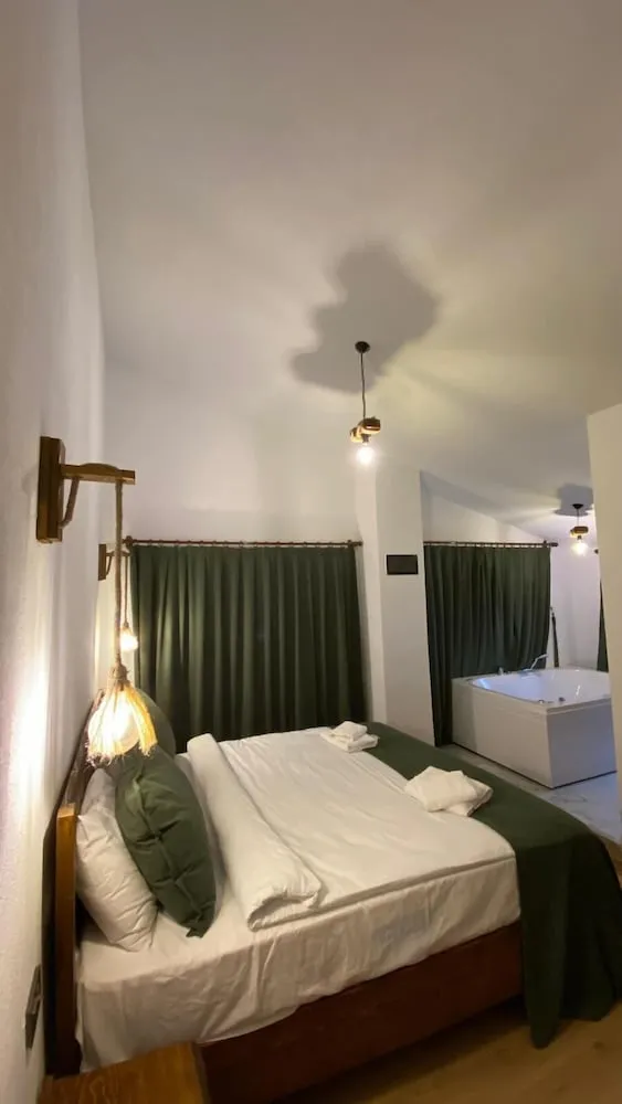 Luxury Ev, Göl Manzaralı