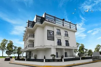 Ref Inn Hotel