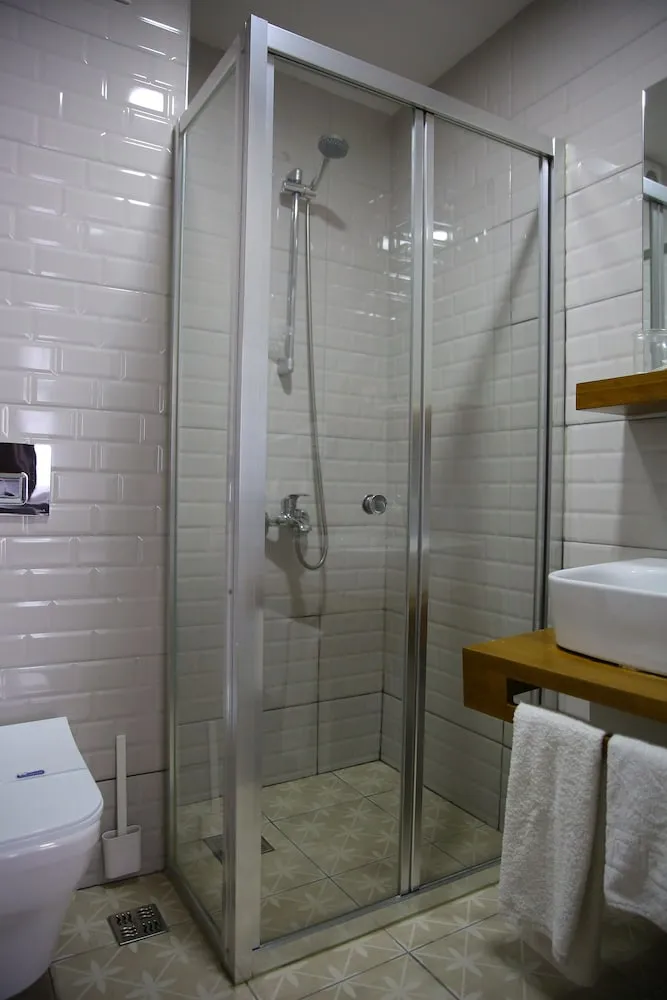 Deluxe Oda, 1 Büyük (Queen) Boy Yatak, Sigara İçilmez, Balkon