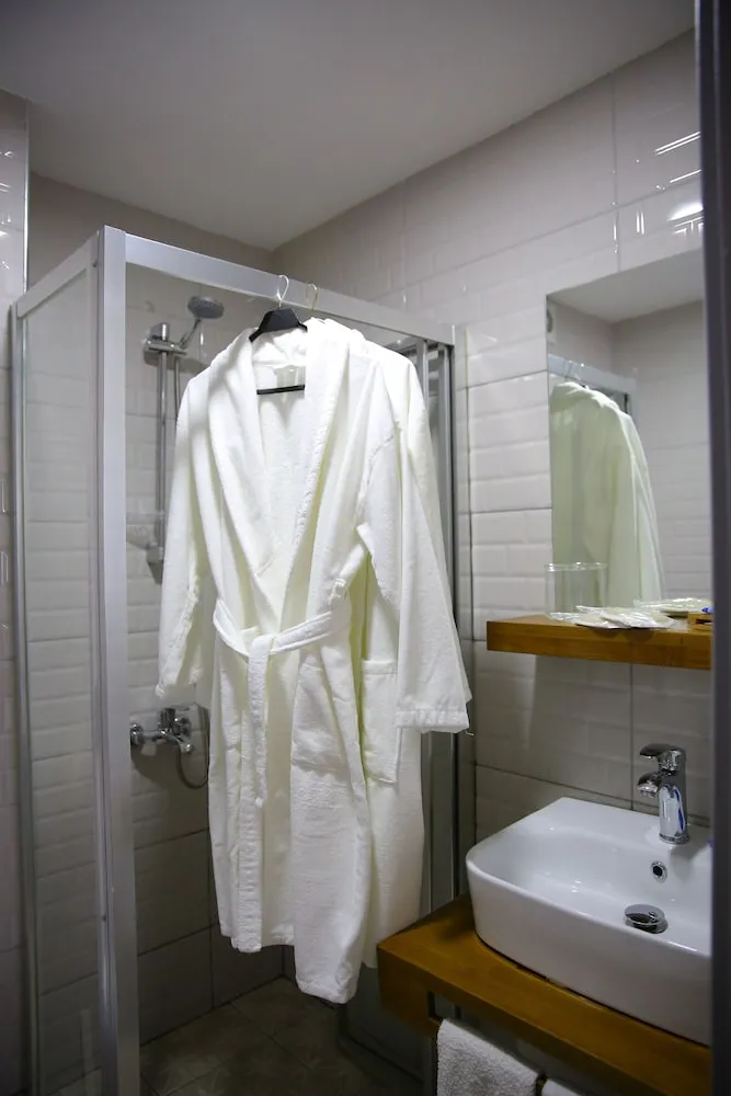 Deluxe Oda, 1 Büyük (Queen) Boy Yatak, Sigara İçilmez, Balkon