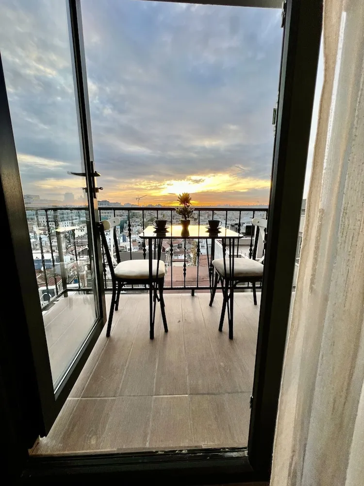 Deluxe Stüdyo, Şehir Manzaralı