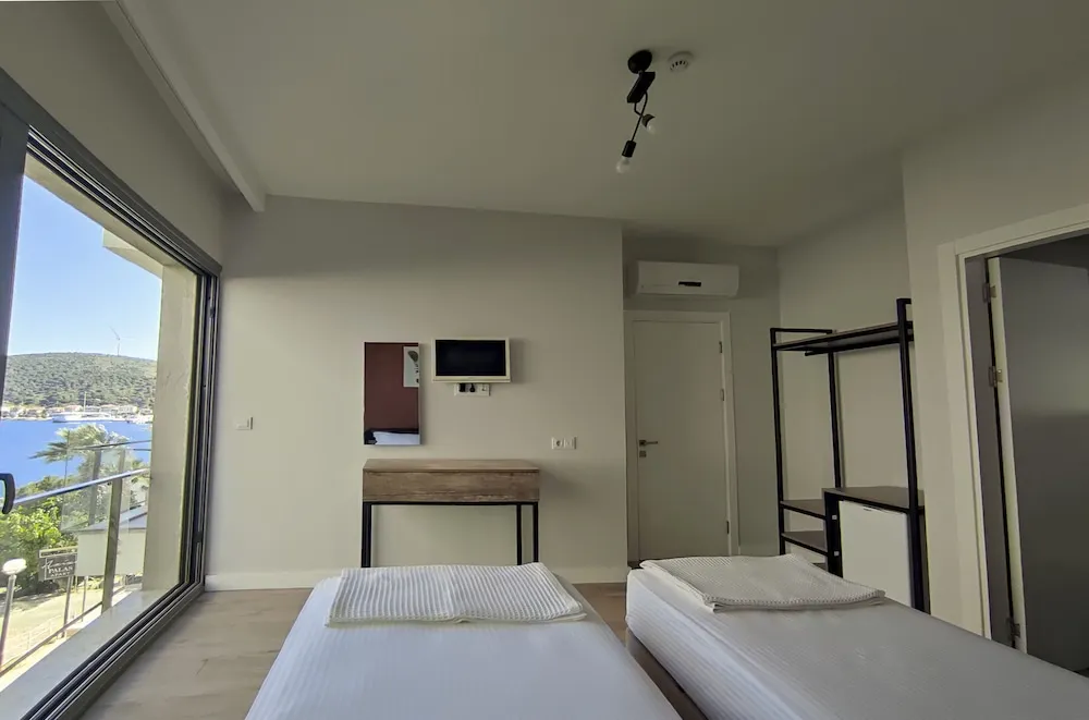 Standard İki Ayrı Yataklı Oda, 2 Tek Kişilik Yatak, Kısmi Deniz Manzaralı, Denize Bakan