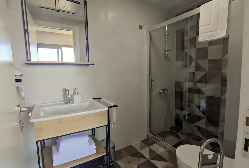 Standard Oda, 1 Çift Kişilik Yatak, Deniz Manzaralı, Denize Bakan