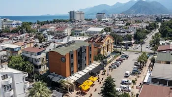 Der Inn Hotel