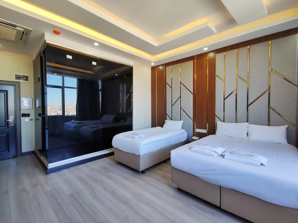 Standard Üç Kişilik Oda