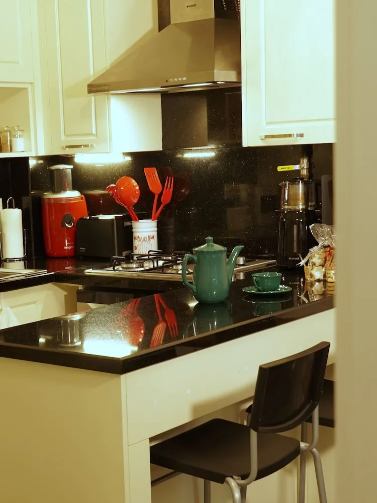 Orange Lily Twin Room