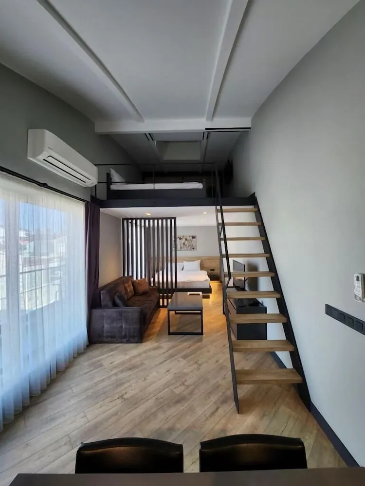 Design Çatı Katı (Loft)