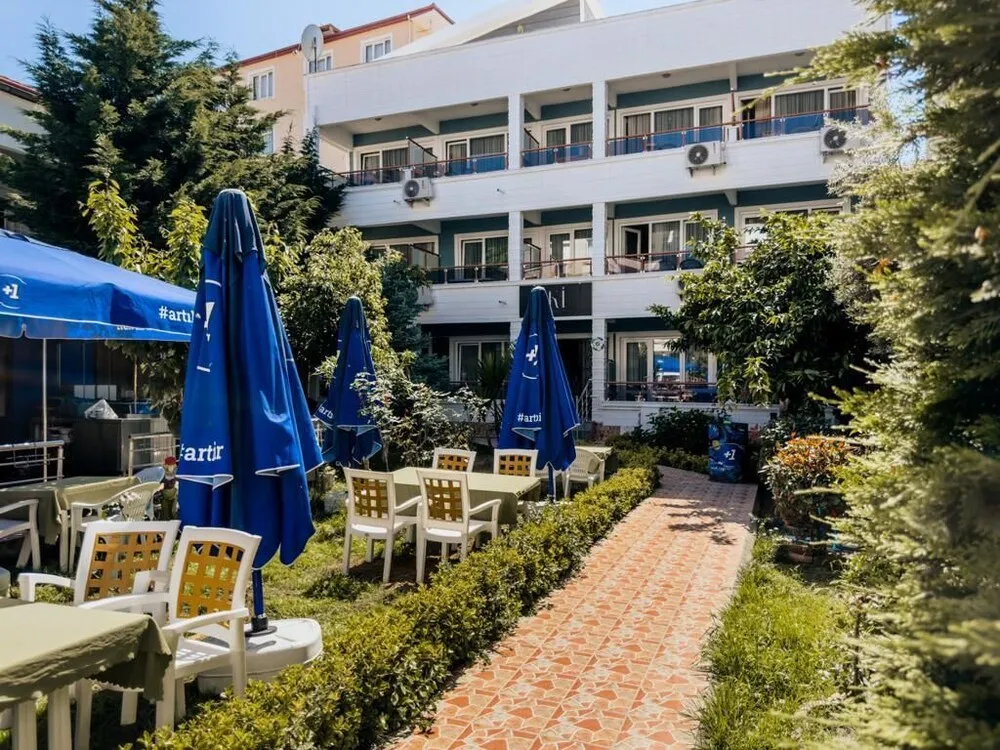 Grand Dört Kişilik Oda