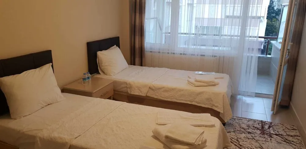 Grand Dört Kişilik Oda