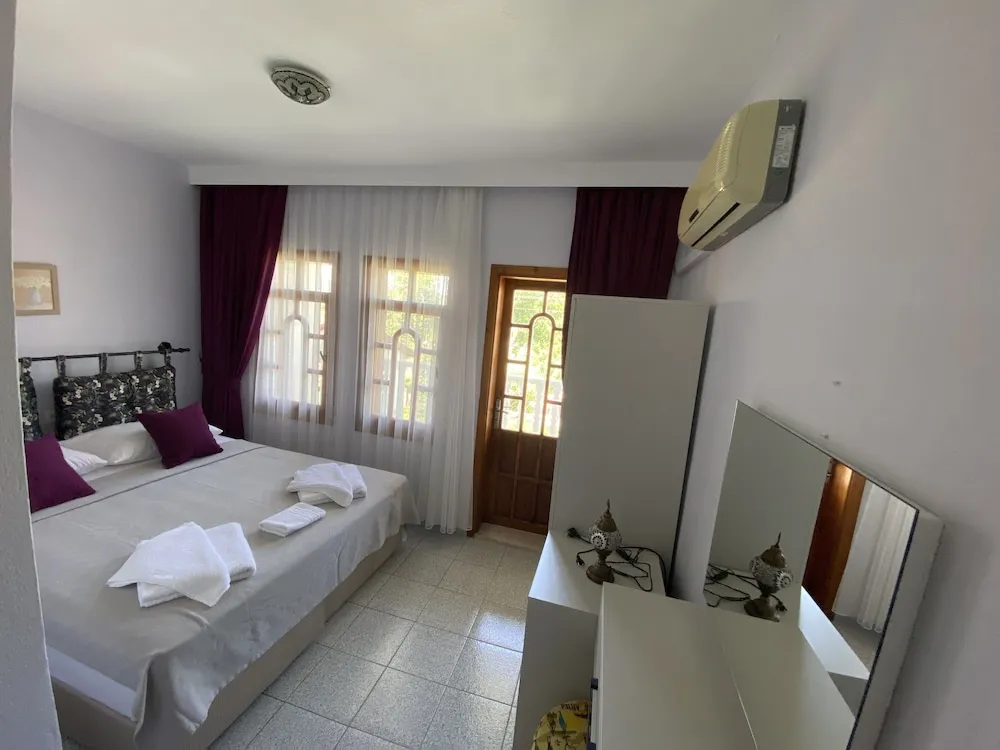 Superior Tek Büyük Yataklı Oda, Balkon