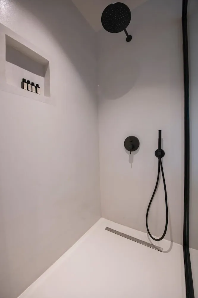 Luxury Oda, 1 En Büyük (King) Boy Yatak, Engellilere Uygun, Bahçe Manzaralı