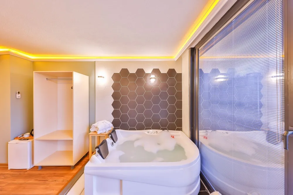 NEMESIS HONEYMOON ROOM