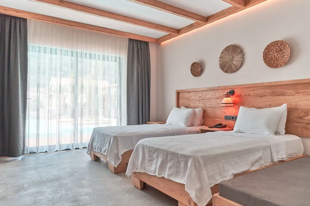 Luxury İki Ayrı Yataklı Oda