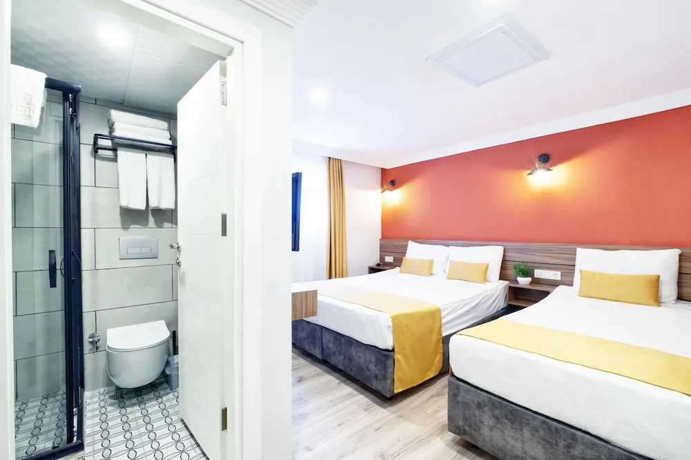 Standard Tek Büyük Yataklı Oda