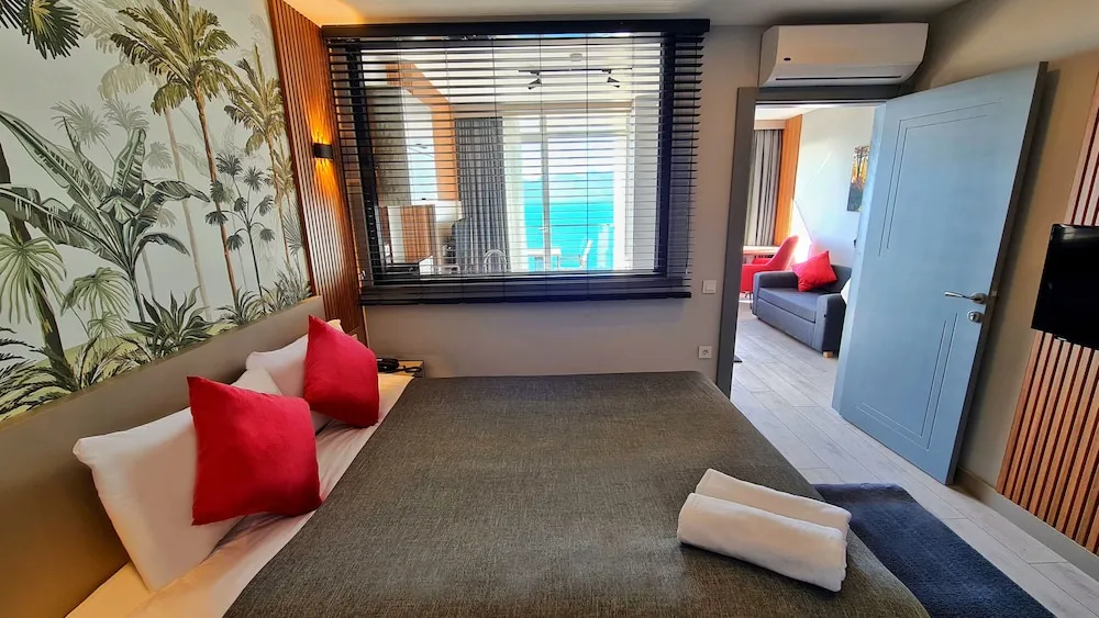 Süit, Deniz Manzaralı