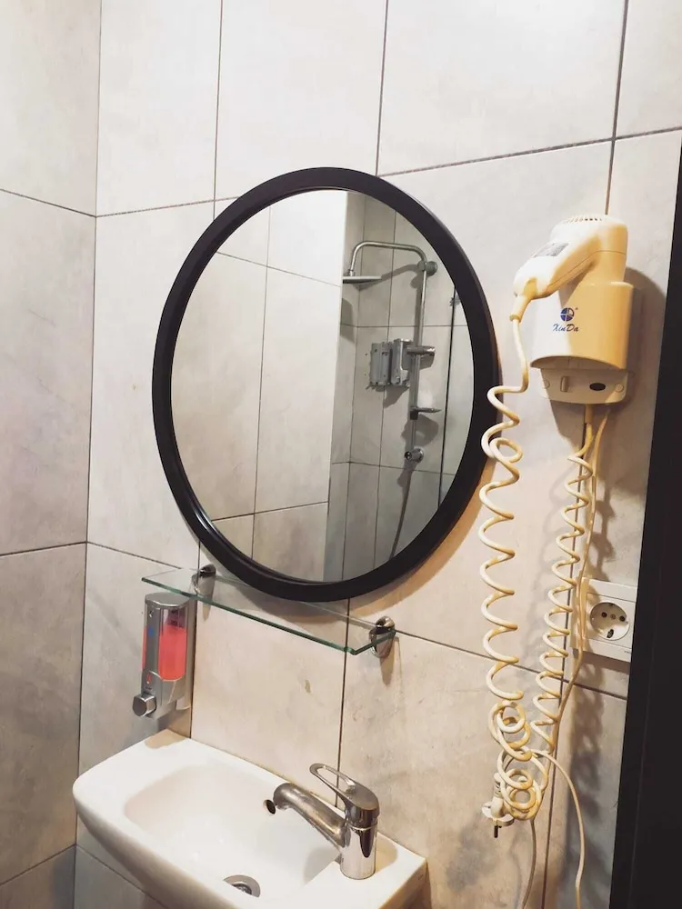 Classic Üç Kişilik Oda