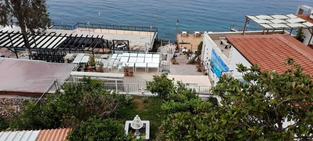 Grand Üç Kişilik Oda