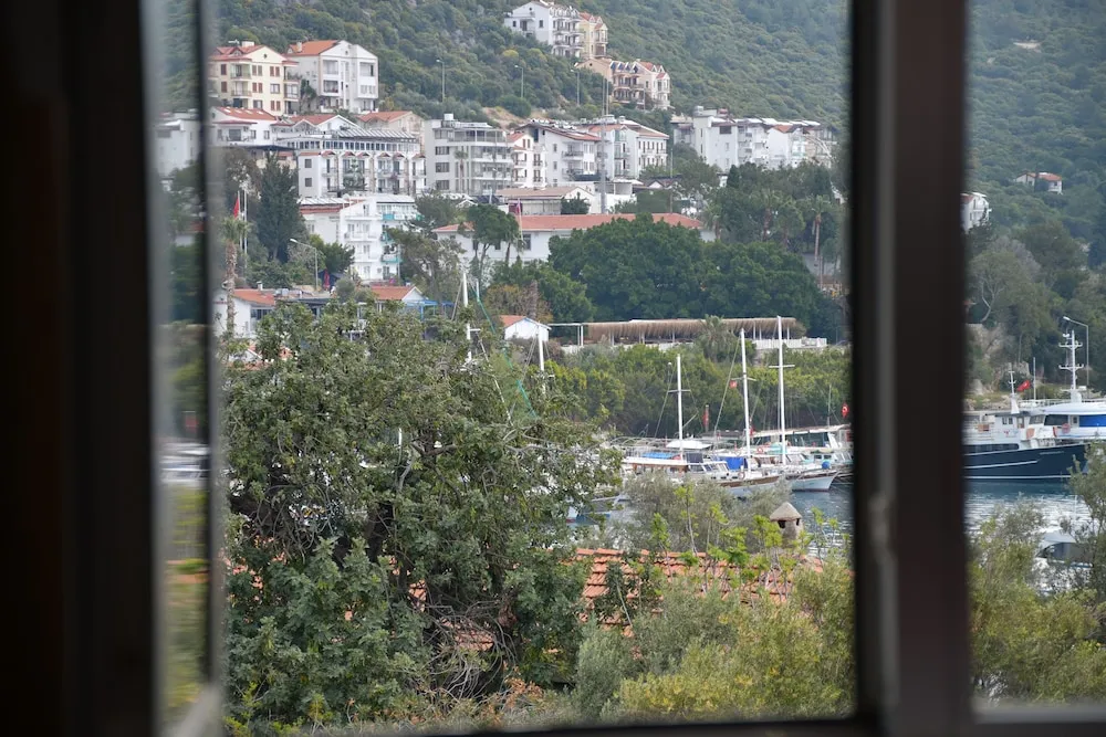 Economy Tek Büyük Yataklı Oda