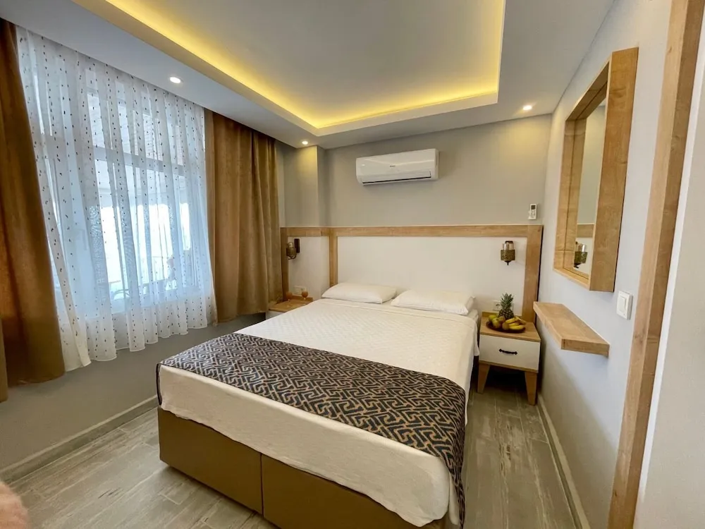 Panoramic Tek Büyük Yataklı Oda
