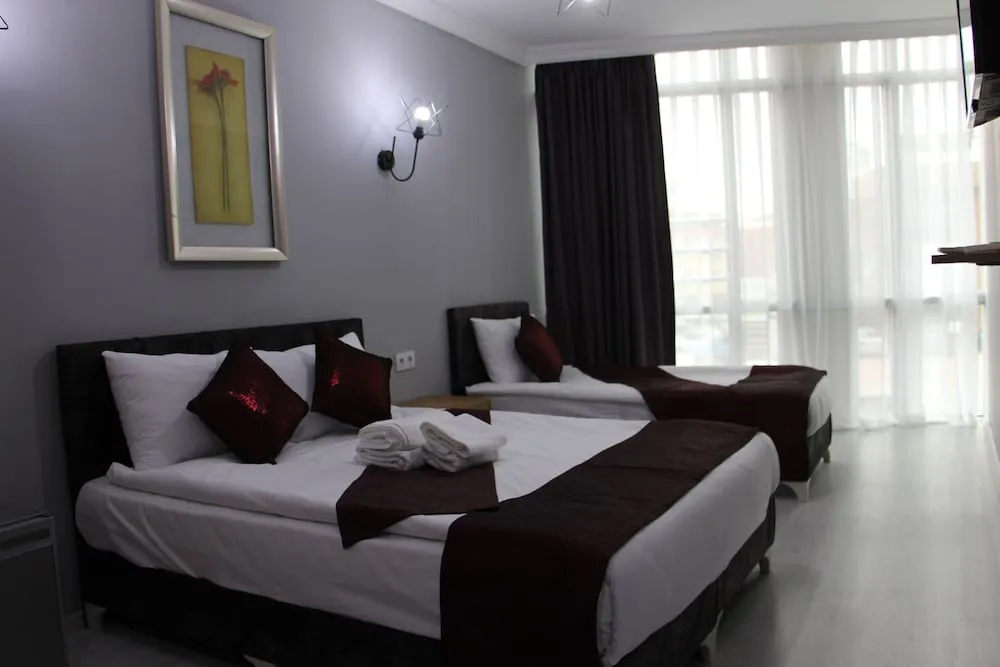 Standard Üç Kişilik Oda