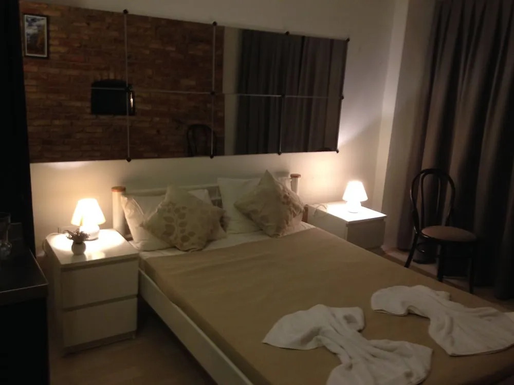 Deluxe Stüdyo Süit