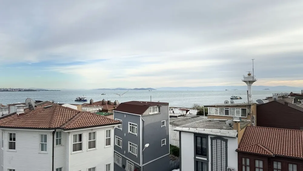 DELUXE APART SEA WIEW WITH BALCONY