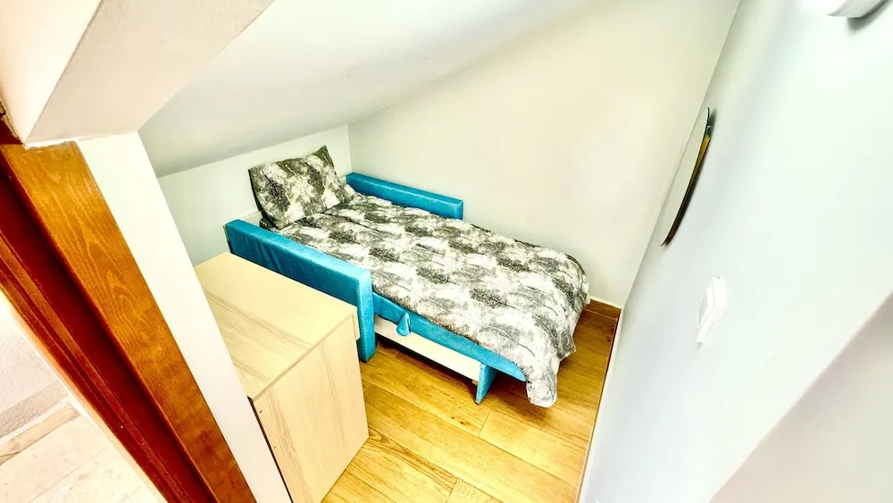 DELUXE APART SEA WIEW WITH BALCONY