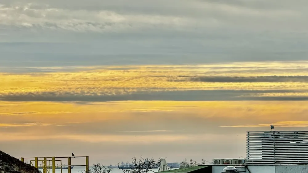 DELUXE APART SEA WIEW WITH BALCONY