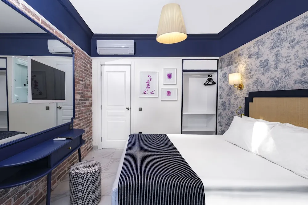 Villa Family Room