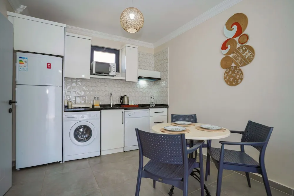 Family Oda, Balkon, Bahçe Manzaralı