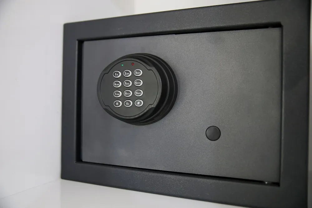 Standard Tek Büyük Yataklı Oda, Balkon, Bahçe Manzaralı