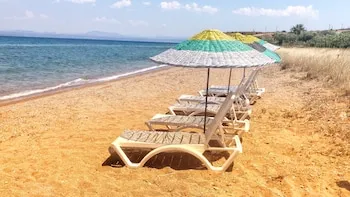 Tenedos Tatil Odaları
