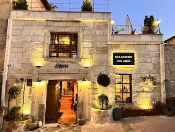 Shadow Cave House